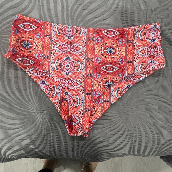 Bikini in Size Medium Never used - Picture 1 of 3